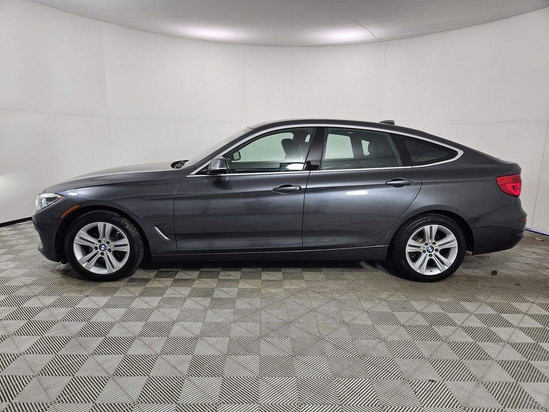 2018 BMW 330 Gran Turismo